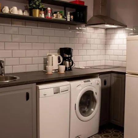Horse House Apartment