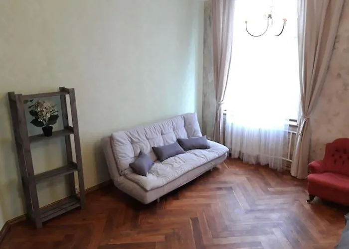 Horse House Apartment *